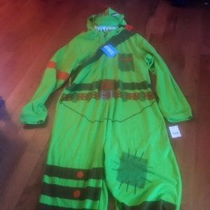Fortnite pajamas New size large